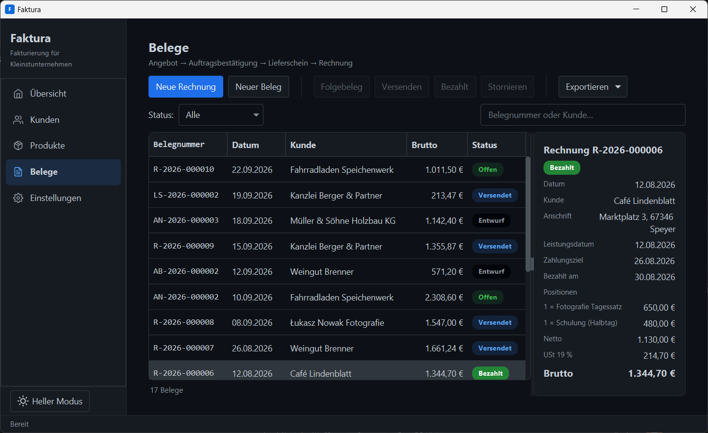 Faktura documents view in dark mode